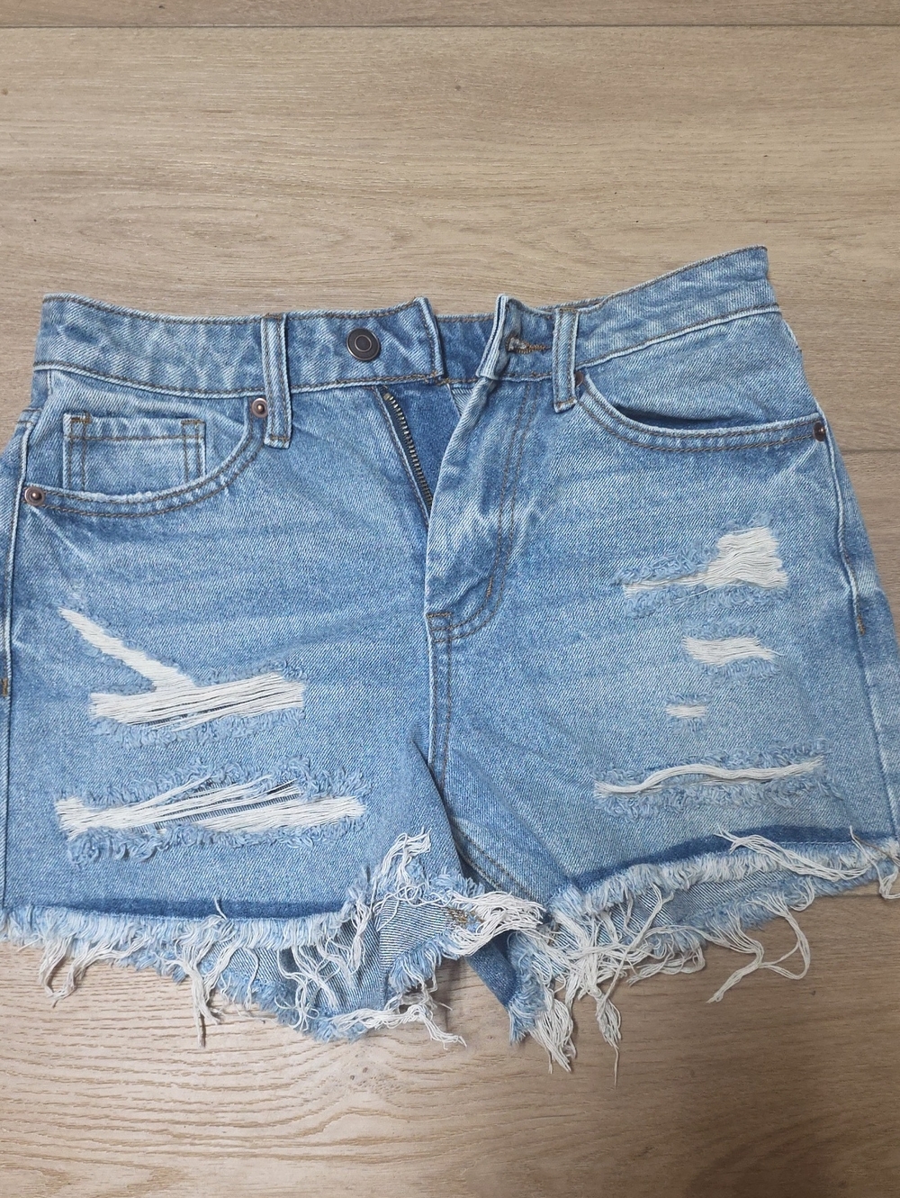 So Me Light Blue Distressed Denim Shorts with Frayed Hem Size Small